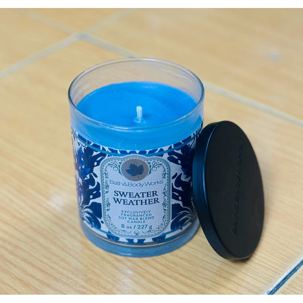 Nến thơm 1 tim bath and body works Sweater Weather (227gr)