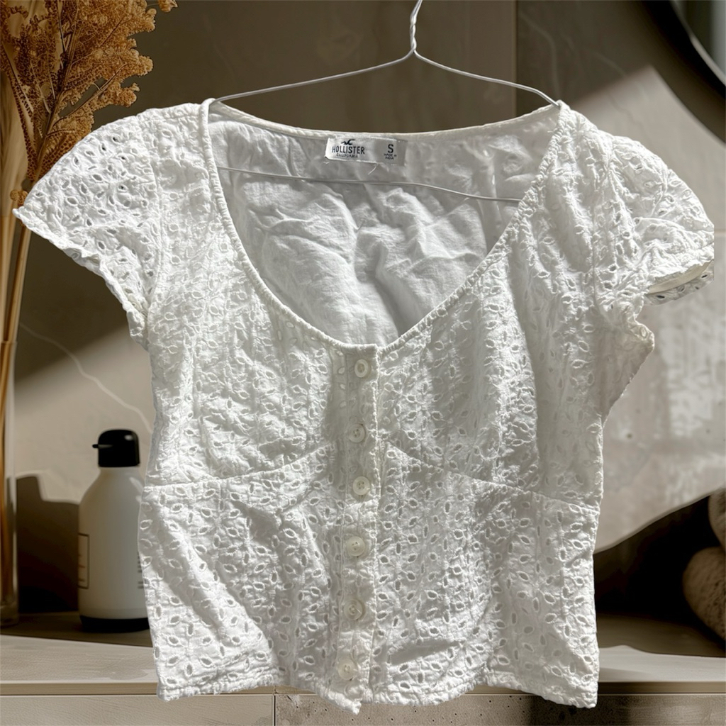 Áo trắng nữ tay con dễ thương Hollister