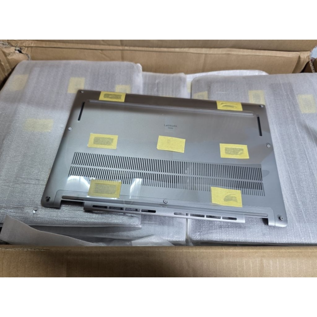 Vỏ  Dell Latitude 7440 7450 Bản 2in1 New Hãng