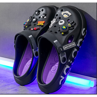 Dép sục nam-nữ Unisex Ulzzang phi hành gia kèm charm hot trend trẻ trung phong cách tạo phong cách riêng biệt