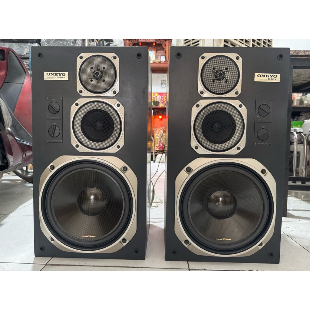 Cặp Loa Onkyo D-5RX có thiết kế 3 đường tiếng Bass 28cm Loa zin đẹp âm thanh rất hay.