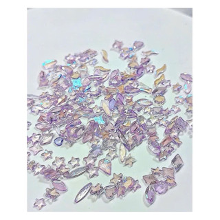 Đá Khối Chân Bằng thạch trong Aurora Nail