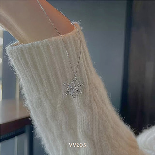 Dây chuyền hoa tuyết pha lê cao cấp mặt đá xoay lấp lánh nổi bật Mely VV205