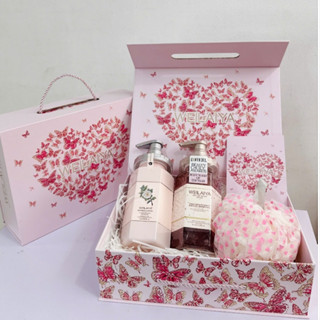  Set quà Weilaiya combo 2 chai sữa tắm Weilaiya . Tặng bông tắm 