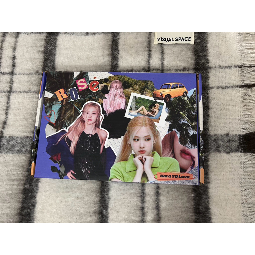 Album Rosé fansite bản Hard to love