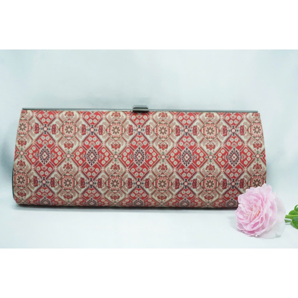 [ cangicungco ] Ví Cầm Tay – Họa Tiết Thổ Cẩm Đỏ – Secondhand – V029