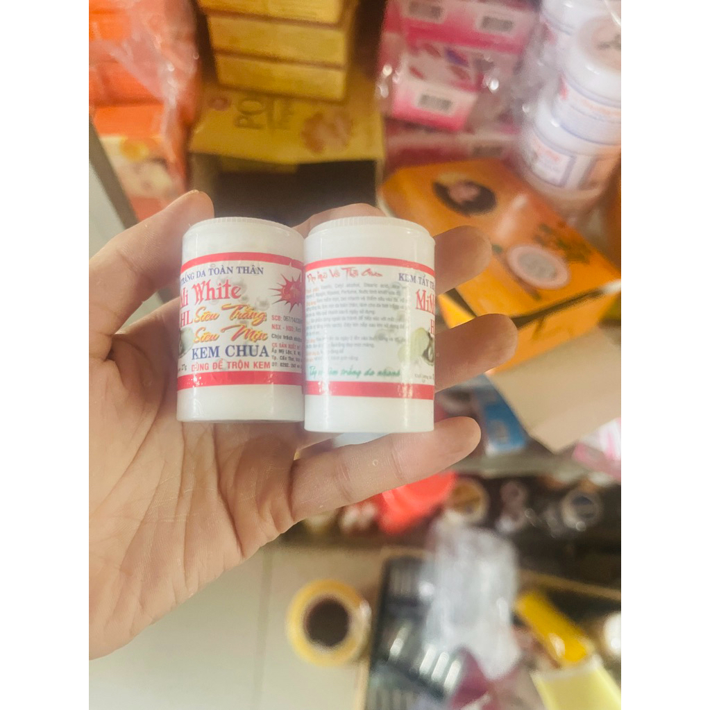 2 hộp Kem chua dưỡng trắng da