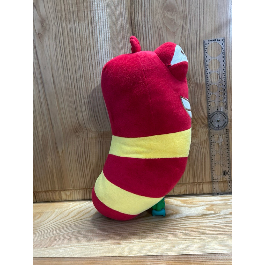 Gấu bông sâu Larva Red