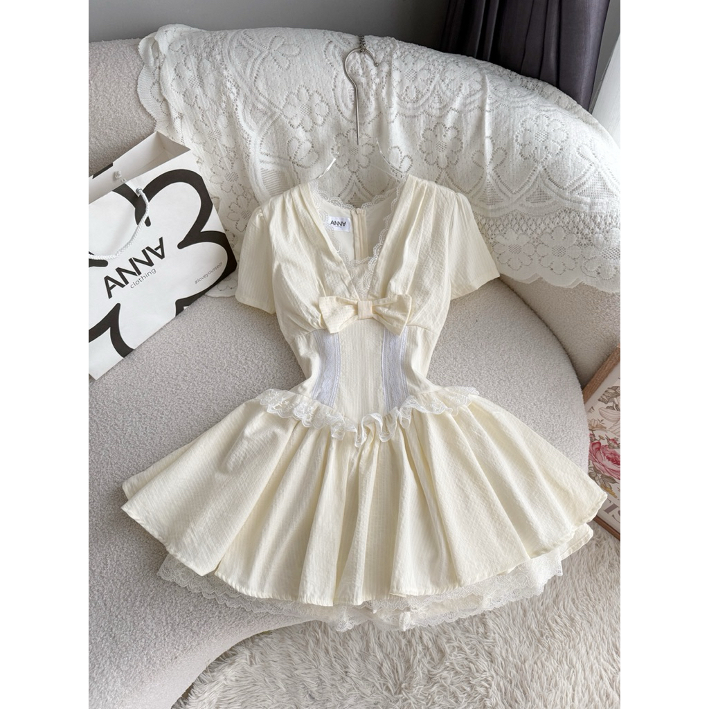 Đầm Kiểu Nữ Đính Nơ Phối Ren Anna - Amora Dress