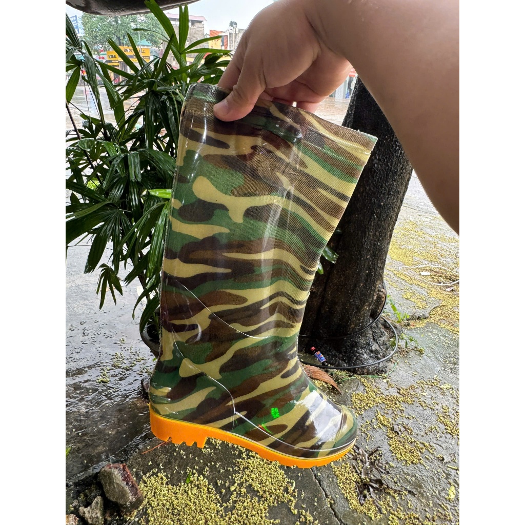 Ủng rằn ri nam lao động,đi mưa chống nước chống trơn việt san size 39-43