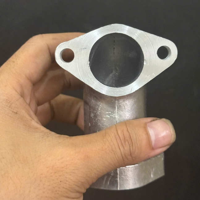 Co Xăng Nhôm Dài Dùng Cho Xe Độ 150cc - 175cc Hiệu Centa Bắt Ốc RS150 Gắn Được Bình Xăng Centa, ATE,