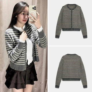  Áo cardigan len nữ kẻ xám dáng vừa là lựa chọn hoàn hảo cho mùa thu đông mang phong cách nhẹ nhàng thanh lịch 