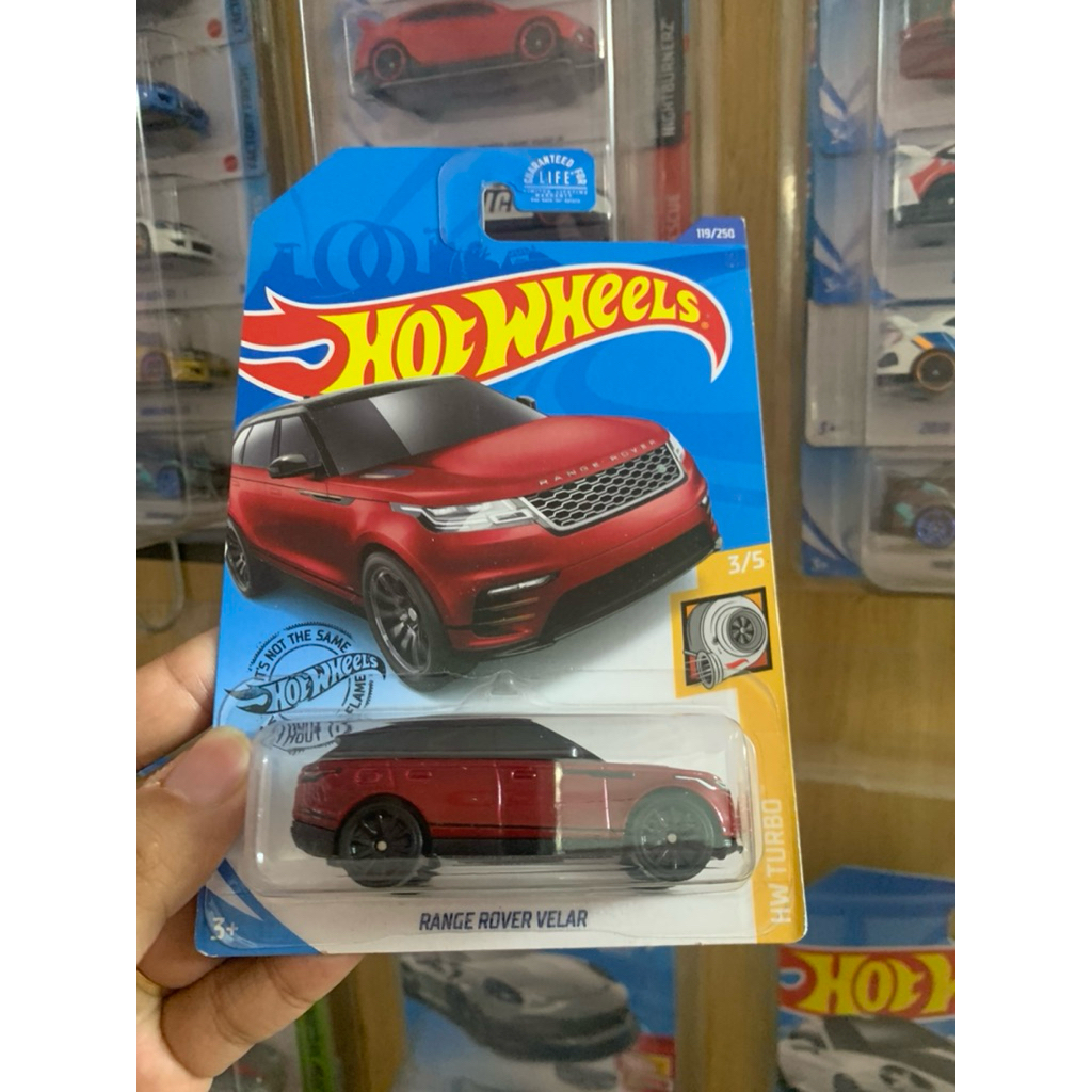 Xe Mô Hình Hot Wheels RANGE ROVER VELAR Đỏ