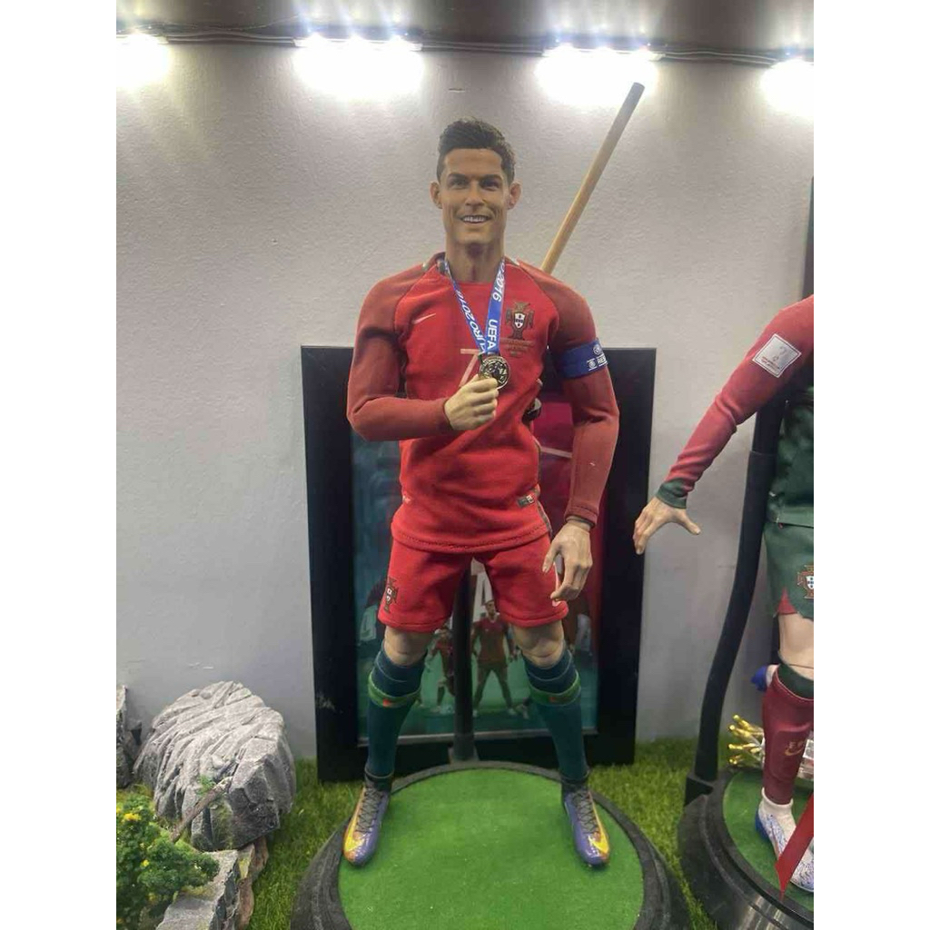 Mô hình Cristiano Ronaldo Portugal tỷ lệ 1:6 Euro 2016 football action doll DIY