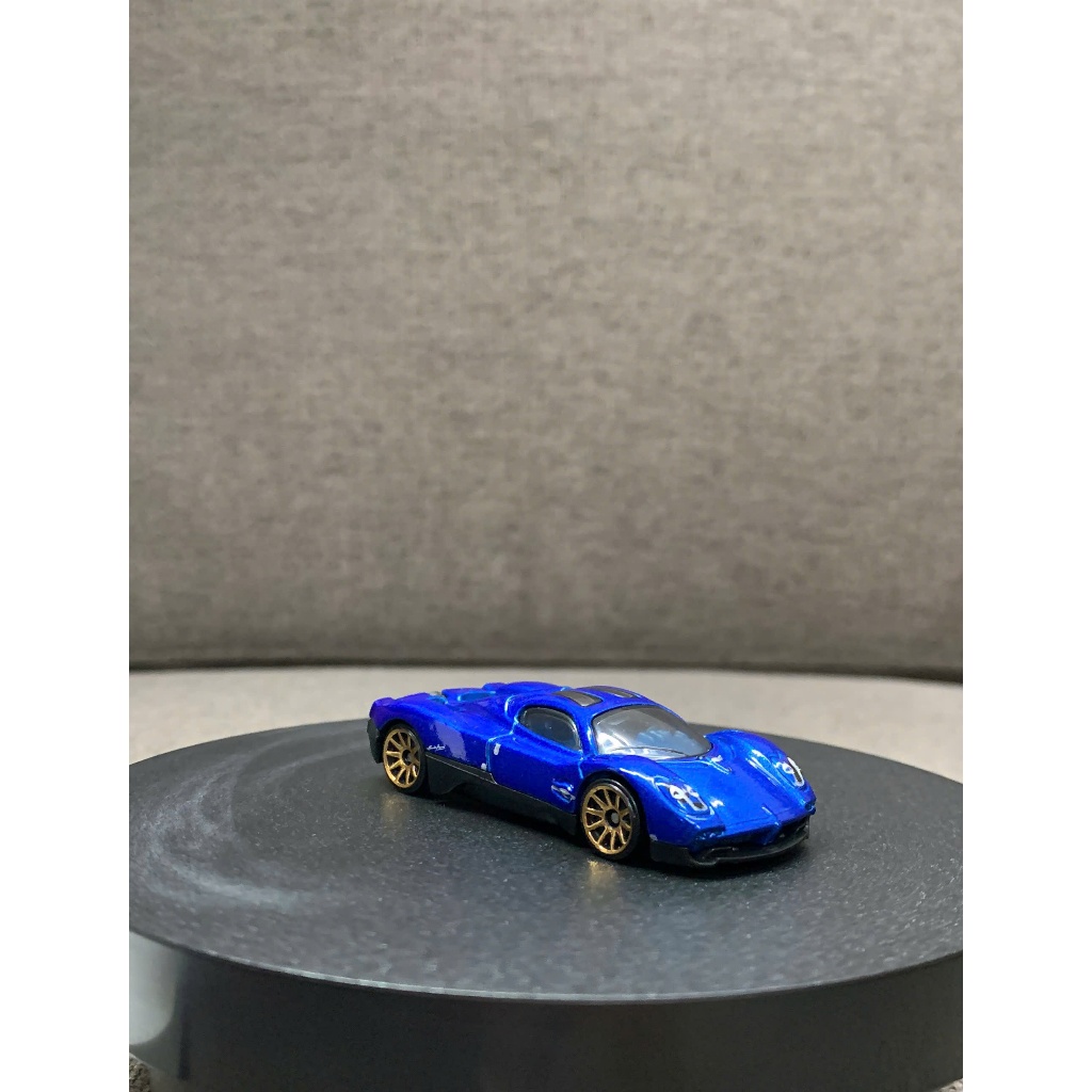 Hãng Hot Wheels - Pagani Utopia (loose đẹp, nguyên bản)