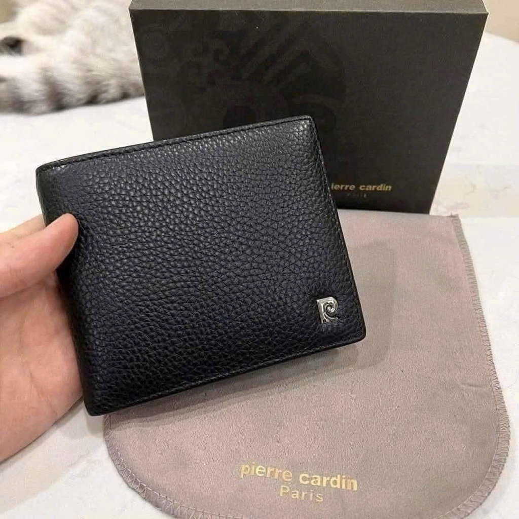 VÍ NAM PIERRE CARDIN