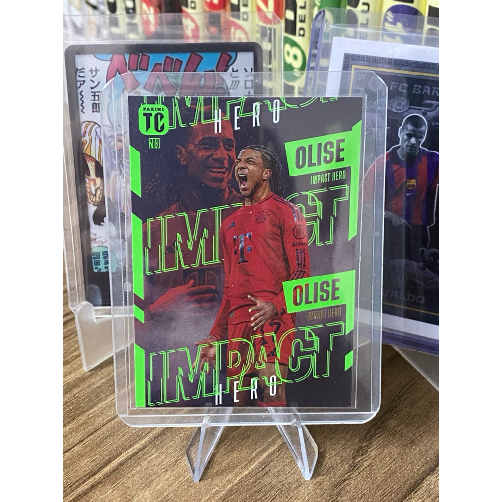 Thẻ Cầu Thủ Michael Olise Panini Top Class 2025 FC Bayern Munich IMPACT HERO #203