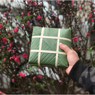 Bánh Chưng Vuông Đẫm Nhân Hà Giang_ Ăn Cùng Mía Không