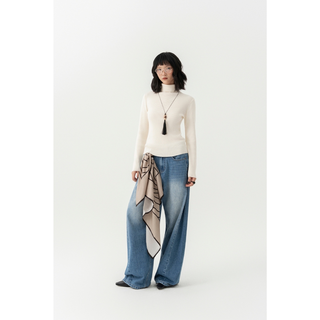 TURTLE NECK SWEATER - Fall Winter 25 By December Chris