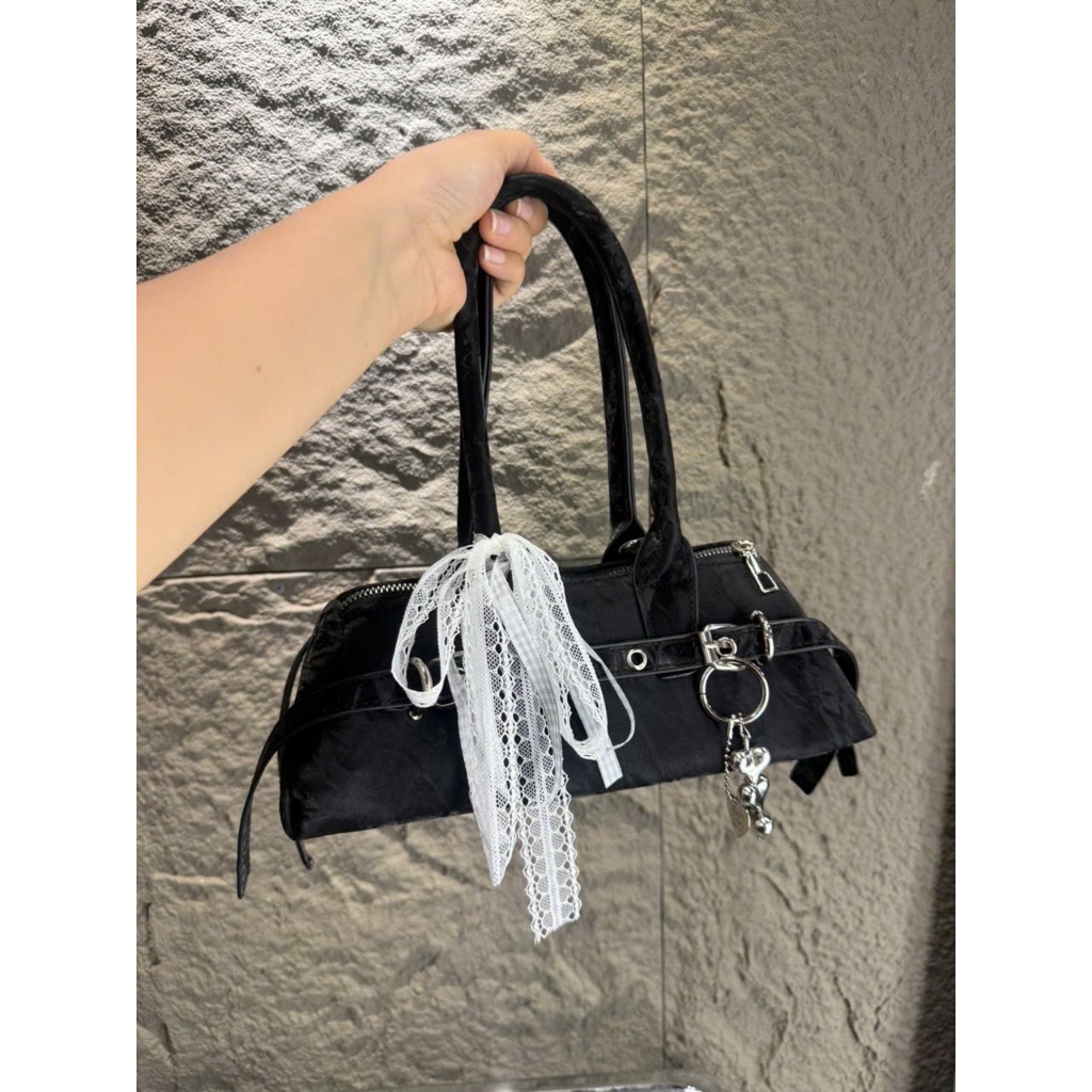 Túi Xách Nữ Chất Da Nhung Xách Tay Đeo Vai Đeo Chéo Kèm Nơ Ren Và Charm Trái Tim - HT464 | BigBuy360 - bigbuy360.vn