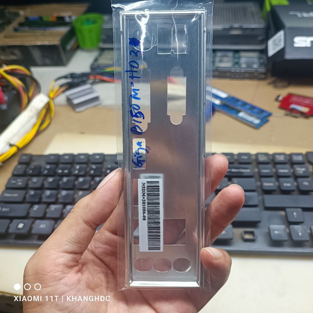 FE CHẶN MIẾNG SẮT CHE CỔNG B150M HD3 GIGABYTE CẮT CNC THEO ĐÚNG KÍCH THƯỚC HOẶC CŨ ĐÃ QUA SỬ DỤNG