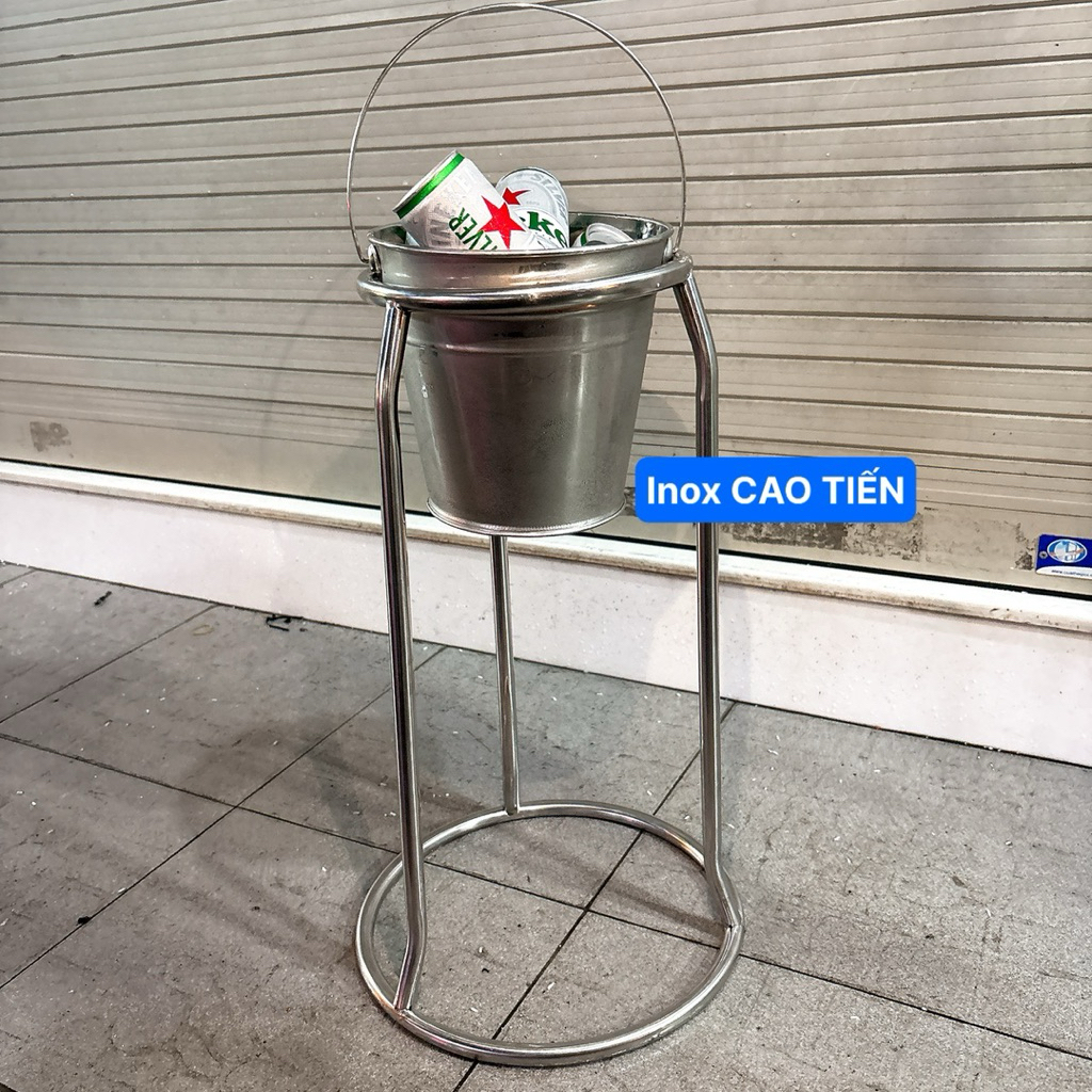 Xô đá Inox kèm chân kê xô đá . Bộ xô inox có chân kê