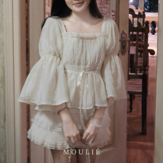  MOULIE | Fairy Top Áo form lỡ tay loe thắt eo 