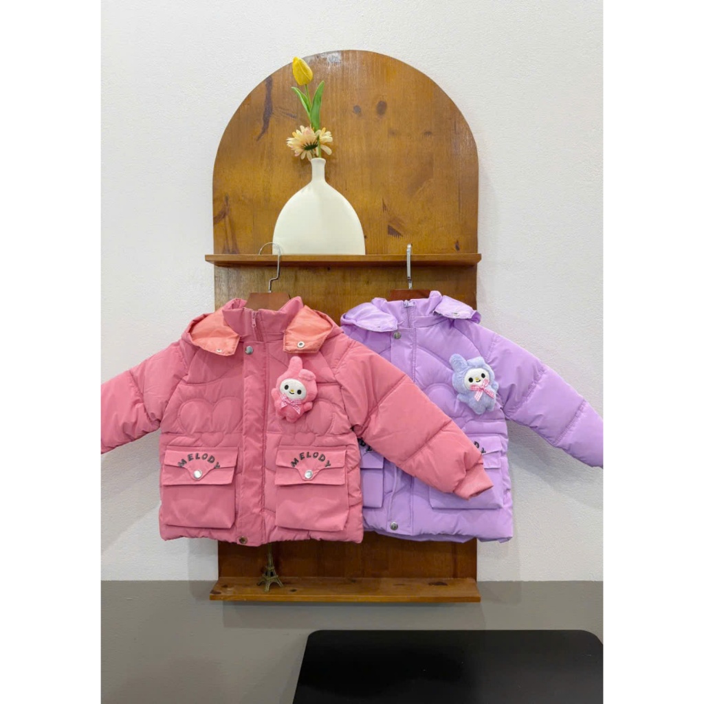 [TIU.FASHION] Áo Khoác Phao dày dặn lót lông 3 lớp họa tiết gấu Melody dễ thương, nhẹ nhàng cho bé G