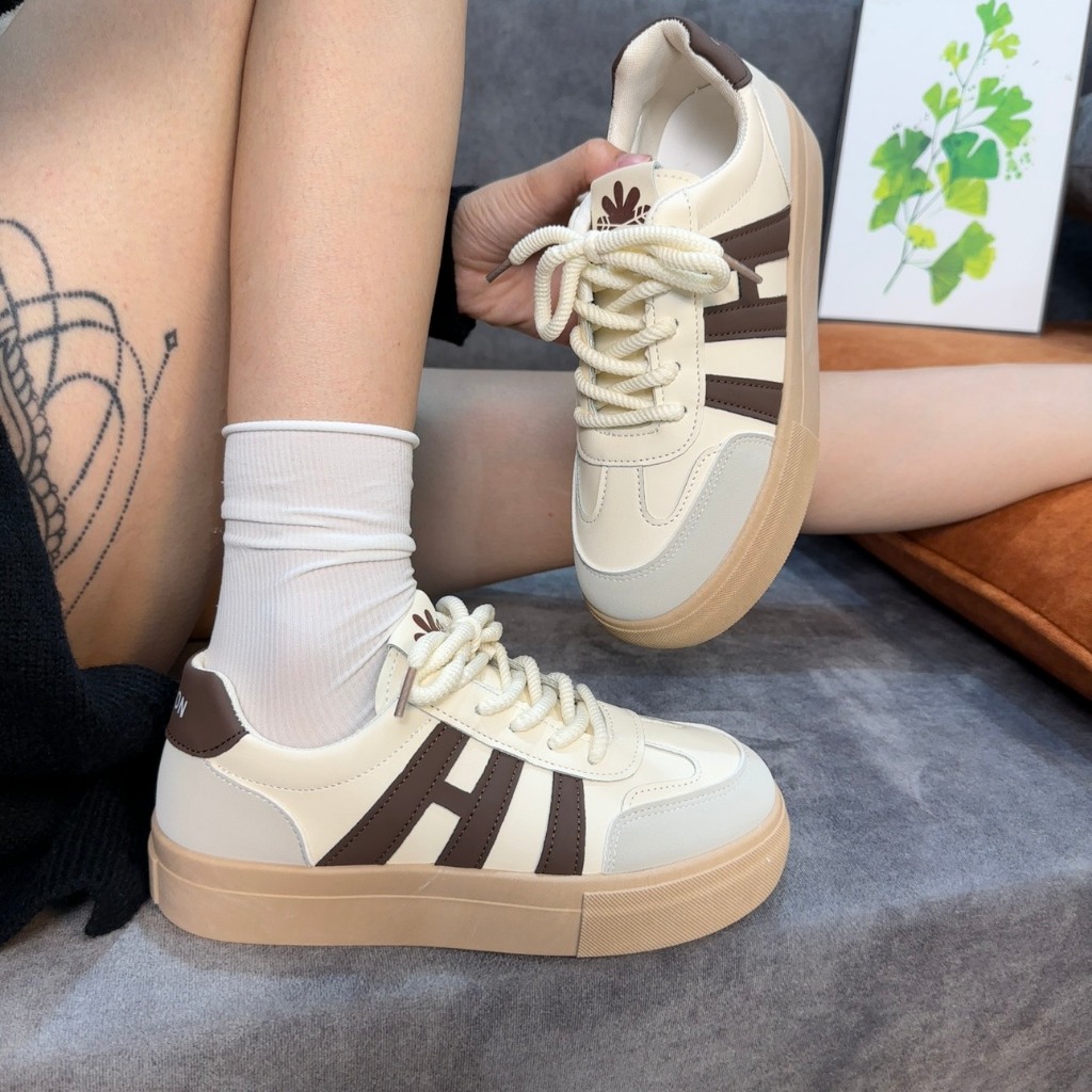 Giày thể thao nữ fullbox da cao cấp chữ HI | BigBuy360 - bigbuy360.vn