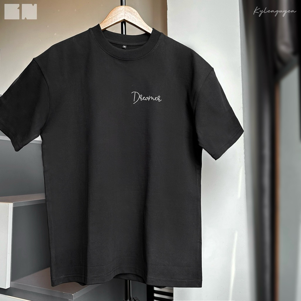 DREAMER TEE’s 𝗞𝘆𝗹𝗲𝗻𝗴𝘂𝘆𝗲𝗻.𝗰𝗹𝗼𝘁𝗵𝗲𝘀
