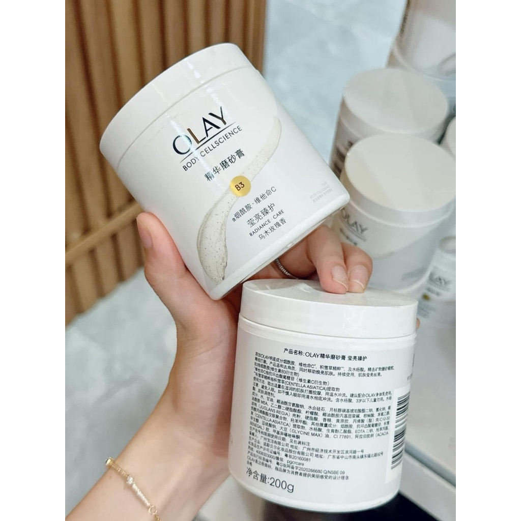 Tẩy da chết Olay 𝐁𝟑+𝐕𝐢𝐭𝐚𝐦𝐢𝐧 𝐂 giúp da trắng sáng mịn màng  - Olay