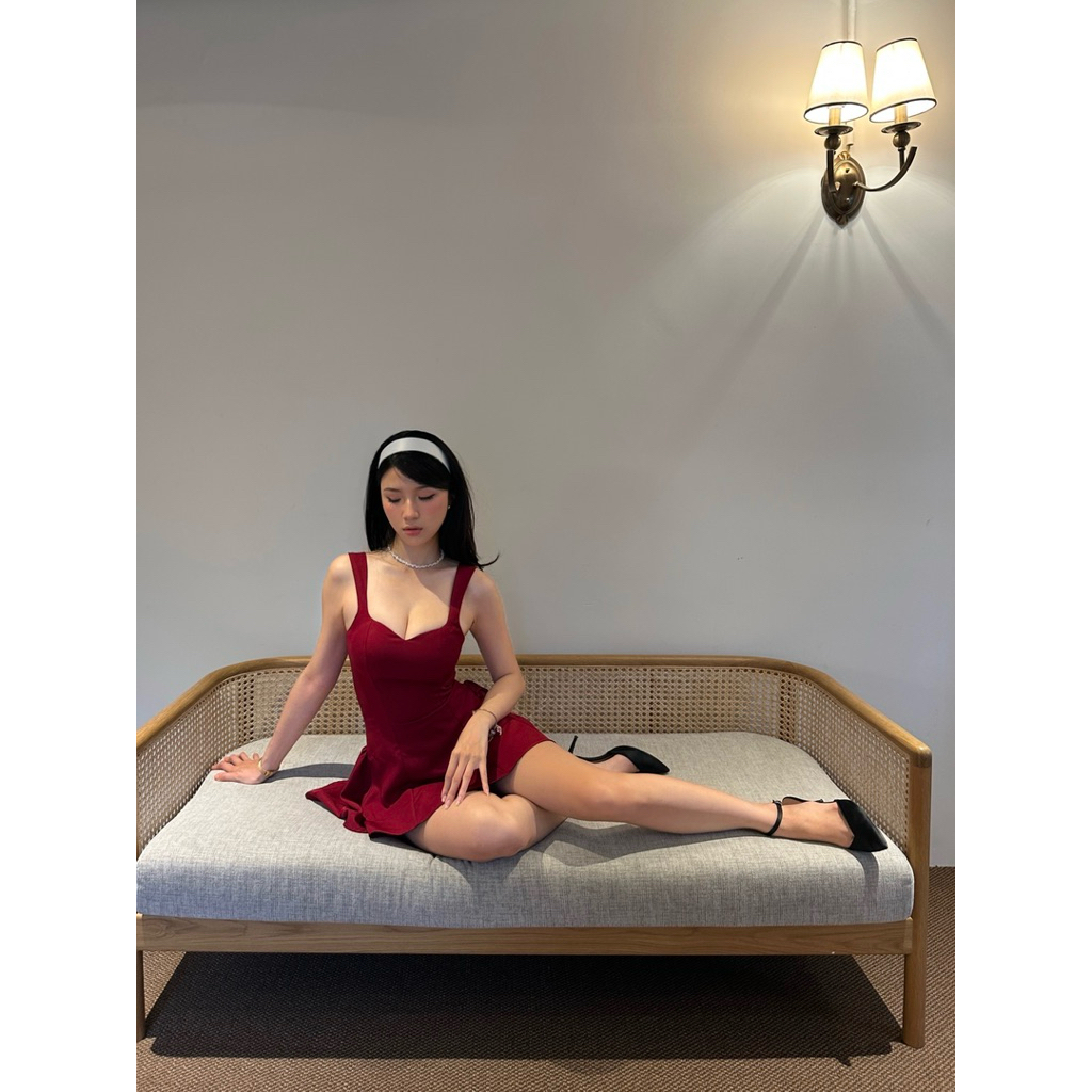 Đầm đỏ sang chảnh 2 dây xoè nhún sườn Flame Dress - Byvee, Đầm slay tôn dáng tôn da chụp ảnh, đi chơi | BigBuy360 - bigbuy360.vn