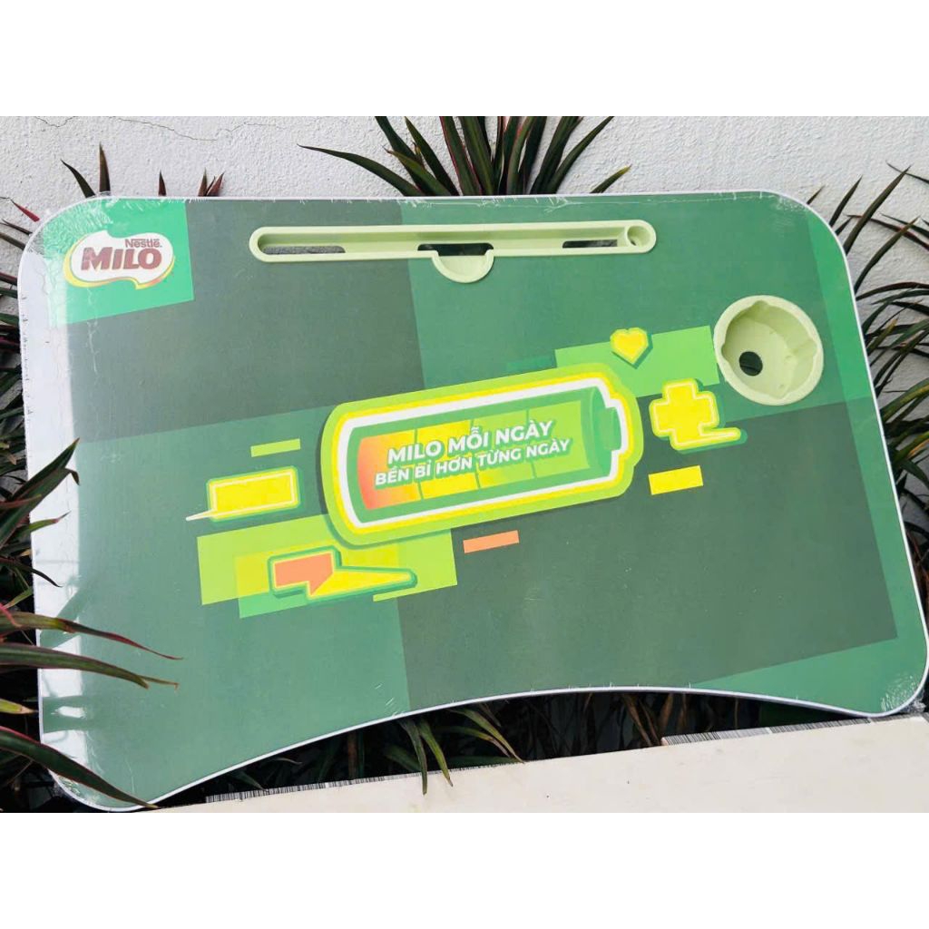 Bàn học gấp gọn cao cấp. HKM Milo