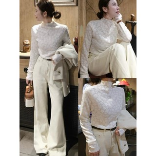  ÁO REN MỎNG XÔ HOA MAI CỔ NHÙN VIỀN SÓNG LIZZY TOP ÁO REN HOA NỔI DÀI TAY PHÙ HỢP THU ĐÔNG 2025 - DÀNH CHO NỮ 