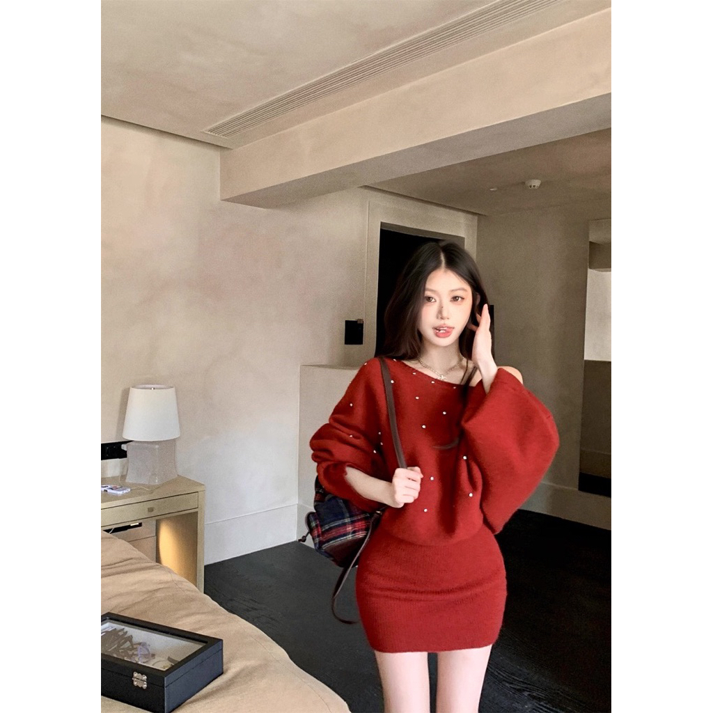 Đầm body đỏ tay cánh dơi đính hạt TABISHOP Váy body lệch vai mặc noel tết tôn dáng | BigBuy360 - bigbuy360.vn