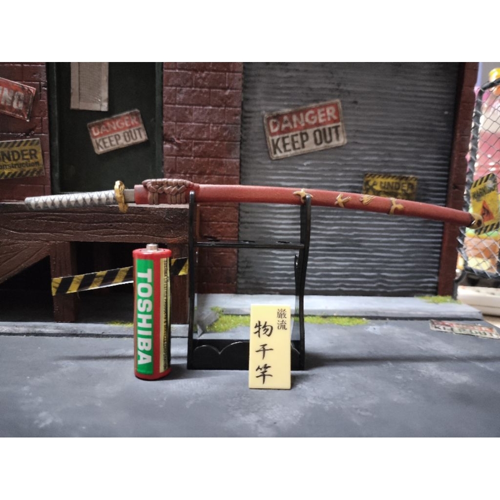 mô hình cây sào phơi đồ của Sasaki Kojiro