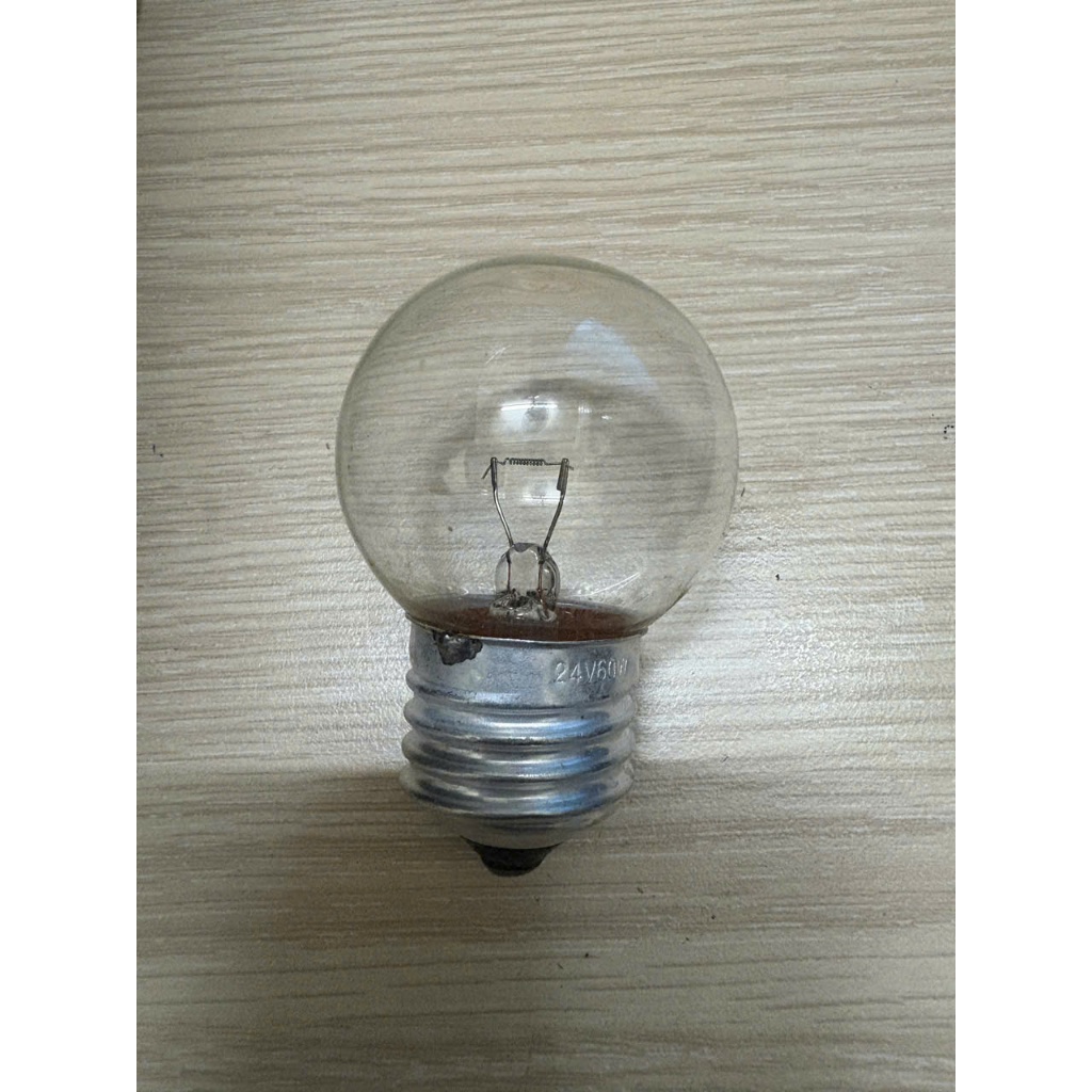 Bóng đèn sợi đốt chống rung đuôi xoáy E27 24V 60W (KT: 45x70mm)