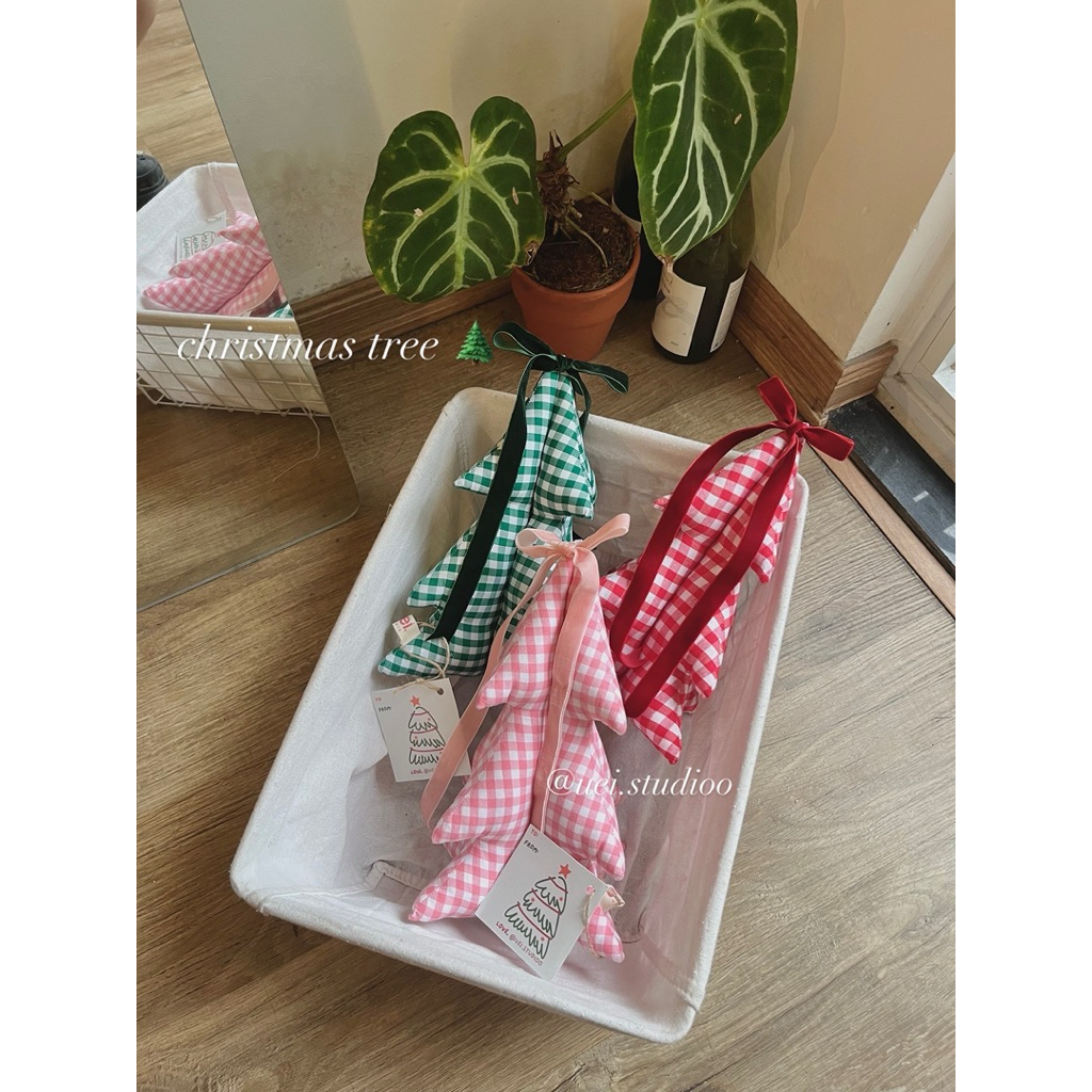 Christmas Gift Box - Cây thông Noel nhồi bông - Hộp quà tặng Giáng Sinh đáng yêu, dễ thương, decor, 