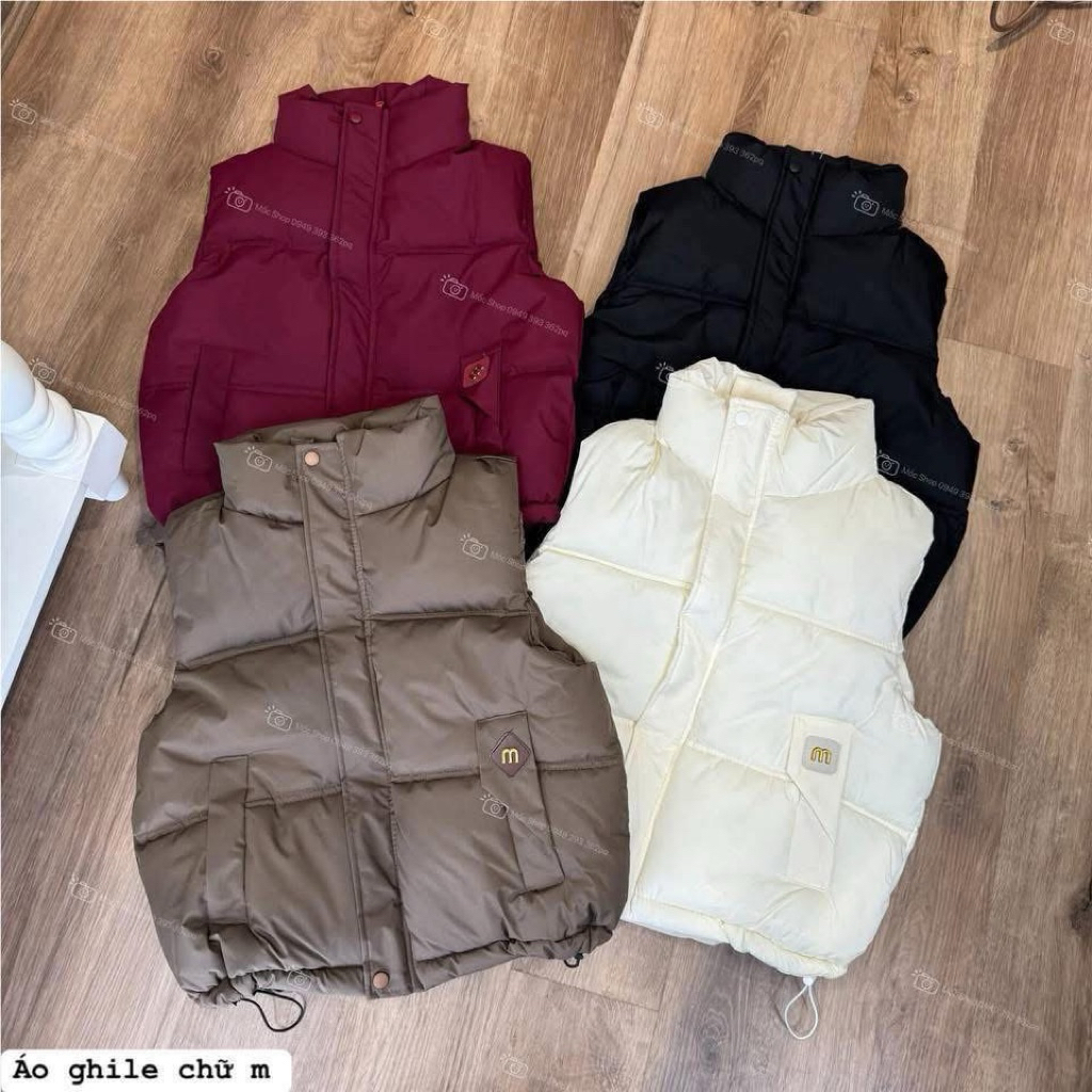 Áo Ghi Lê Phao Nữ Dáng Ngắn Cổ Dựng (Gile Puffer) - Logo Chữ M Cá Tính Dây Rút Gấu