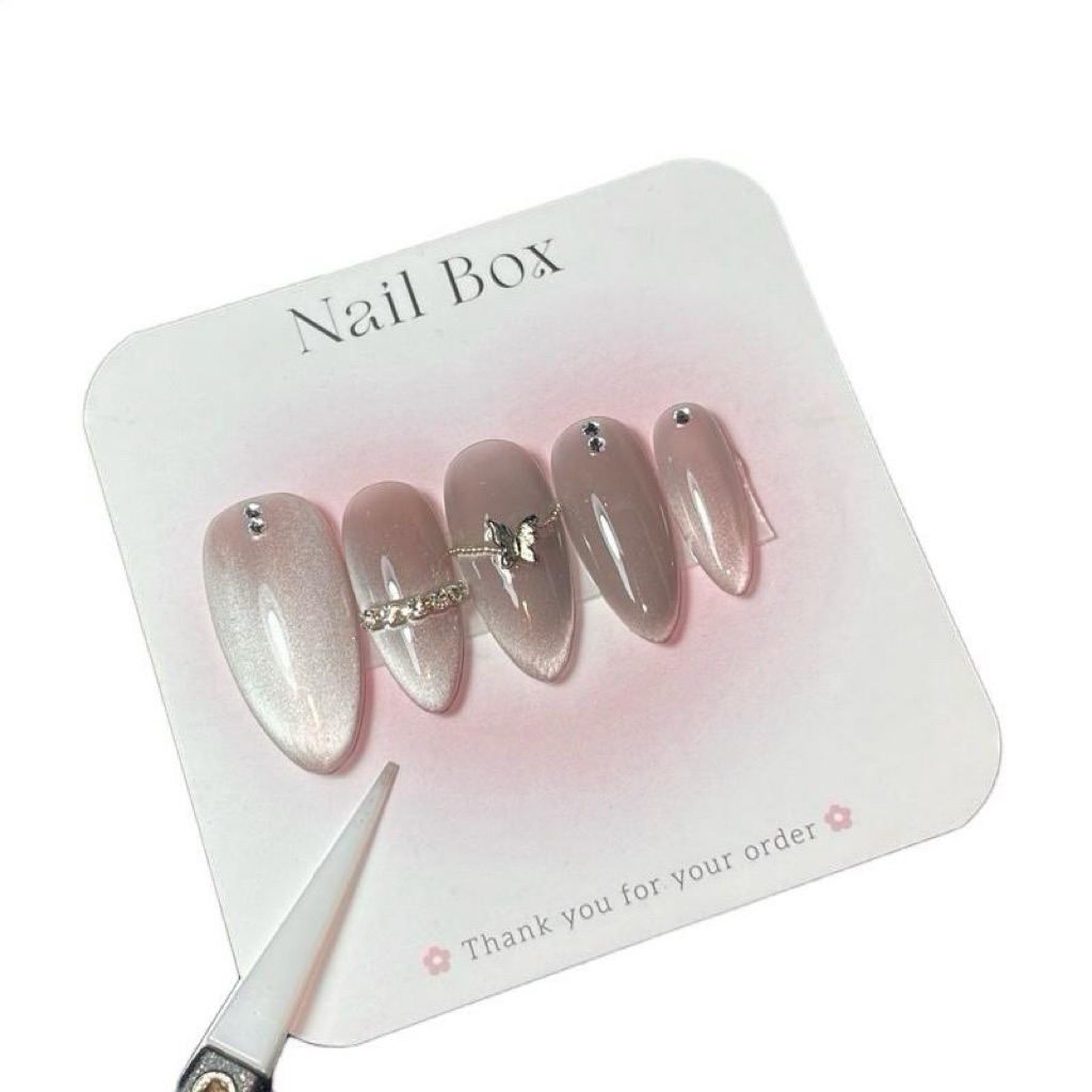 Nailbox 004 thạch mắt mèo đính đá