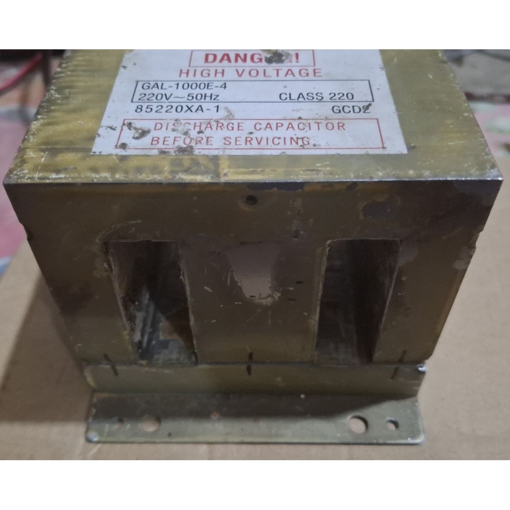 Biến áp lò vi sóng 1000E