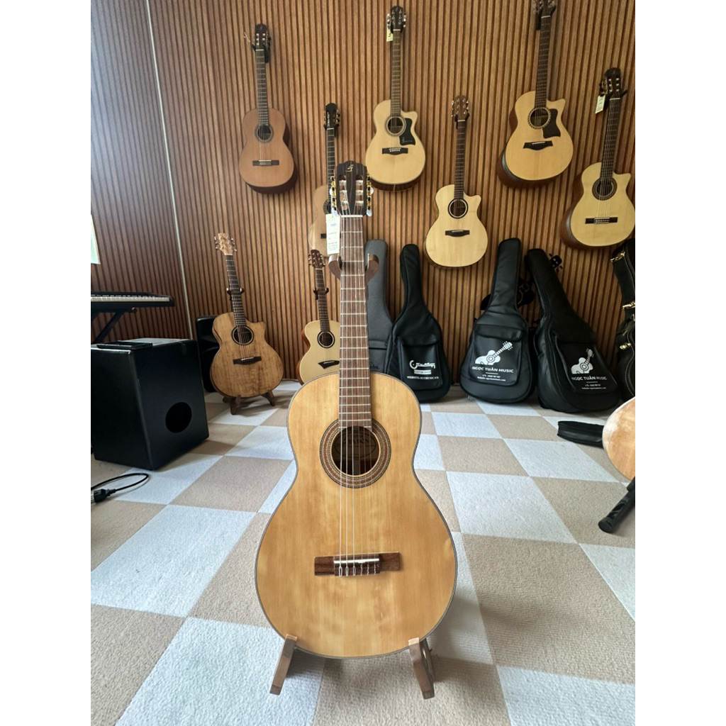 Guitar classic ba đờn dam 150