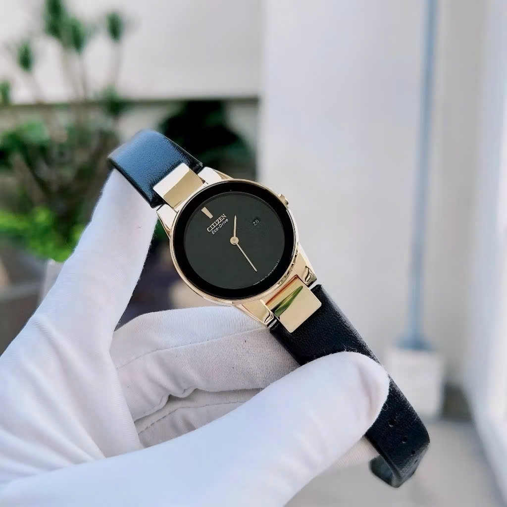 Đồng hồ nữ dây da Citizen Eco Drive Axiom GA1052-04E
