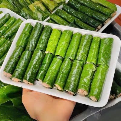 Thịt heo cuốn lá lốt C.P khay 350gr [HN giao hỏa tốc] - Ảnh 2