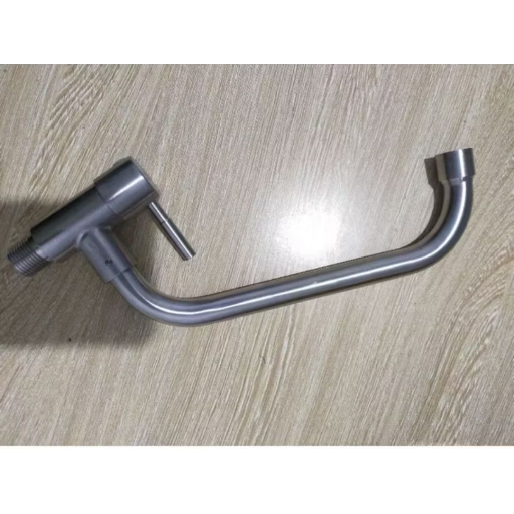 Vòi rửa chén lạnh âm tường Kama