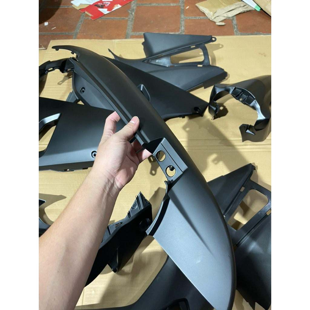 Nhựa ốp sườn phải xe wave alpha 110 k89 màu đen mờ (đen nhám) 2017-2025 hàng dày dặn cao cấp