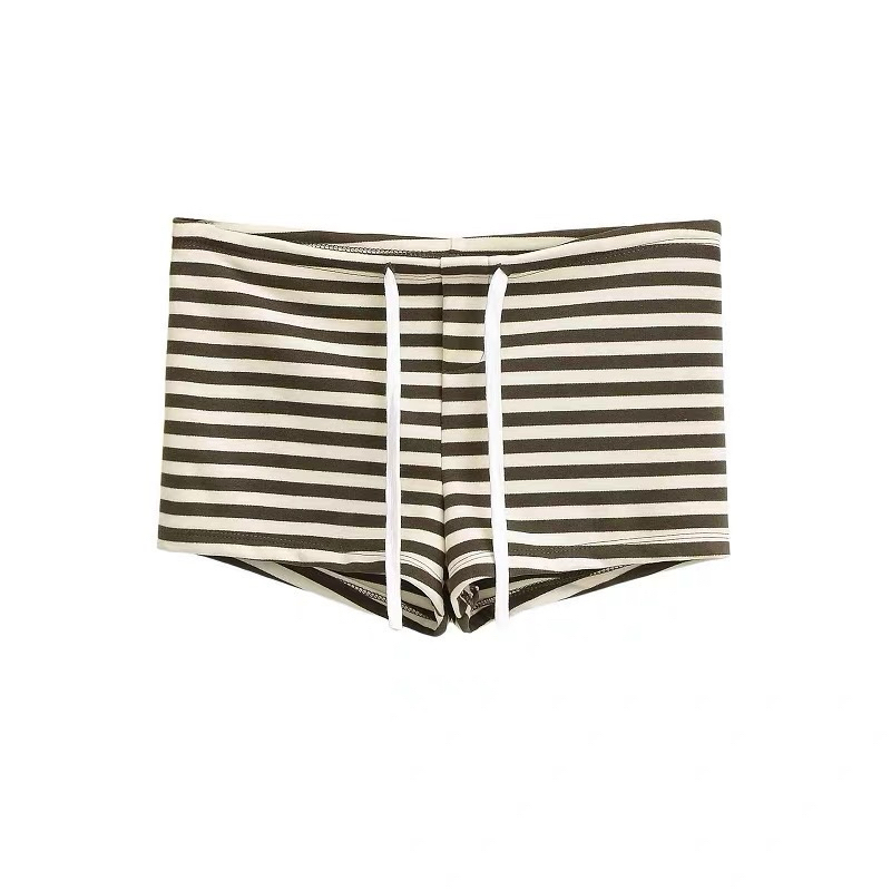 ByCapy - Quần Short Kẻ Sọc Casual Thể Thao Cạp Trễ Ôm Dáng Slim, Slay Co Dãn Phối Áo Hoddie, Sweter Có Dây Rút | BigBuy360 - bigbuy360.vn