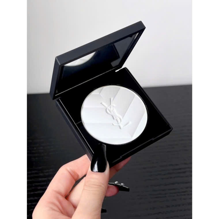 Phấn Phủ  All Hours Hyper Finish  Universal  7.5 gam mịn mượt, hoàn hảo