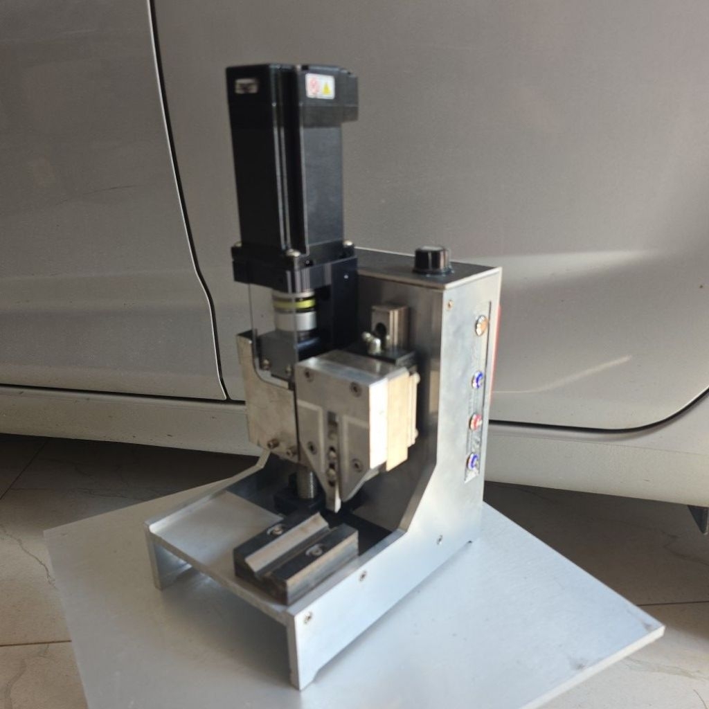 MÁY GỌT ĐẦU CELL PIN 18650 đến 32140