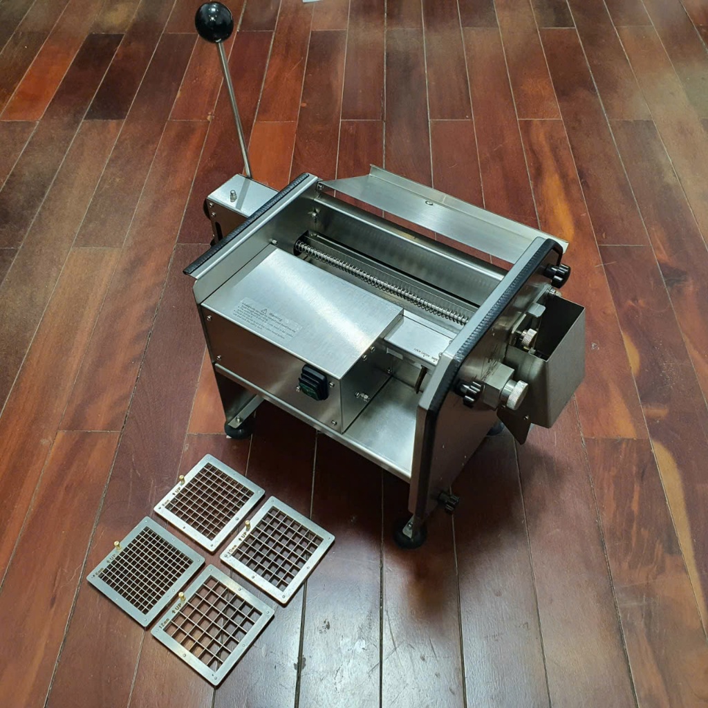 Máy Thái Hạt Lượu, Máy Thái Rau Củ Quả Đa Năng Công Suất 150W Chất Liệu INOX 304 Bảo Hành 12 Tháng